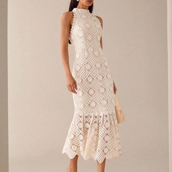 Apricot Elegant Women's Sleeveless Crochet Lace Midi Dress - Picture 3 of 8